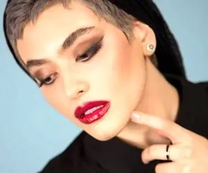  ریحانه پارسا دست به خلمون زد + عکس