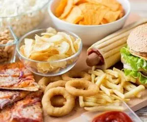 تغذیه نامناسب از عوامل مهم ابتلا به سرطان و دیابت