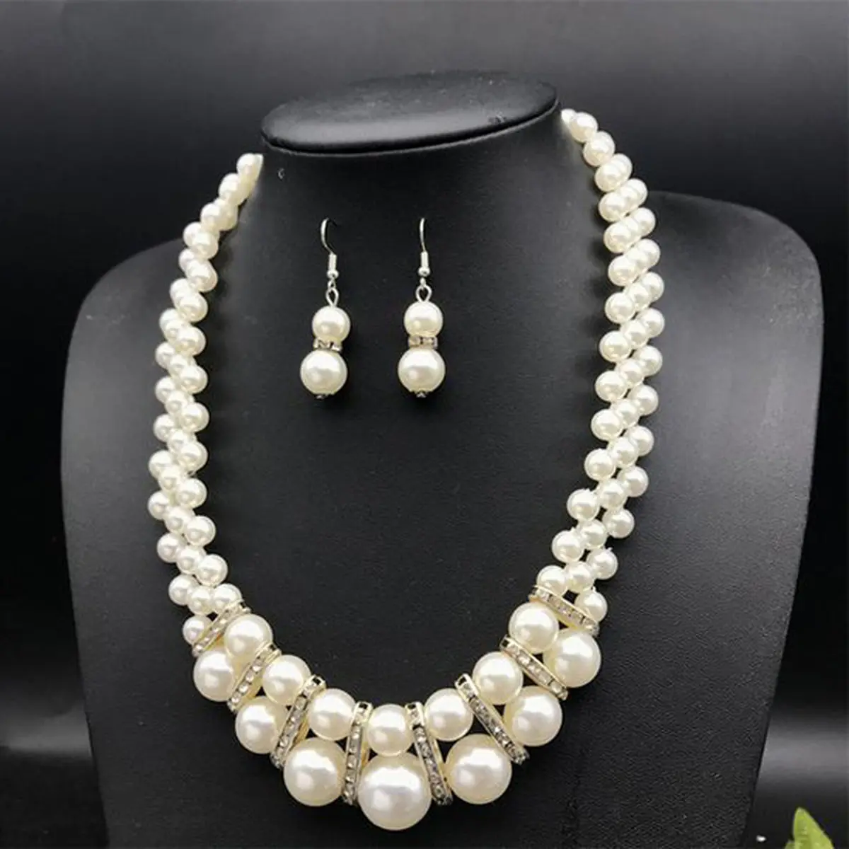 pearl-earring-necklace-and-set-30
