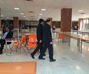 (عکس) سلف دانشگاه شریف و صندلی هایی که جمع شد!