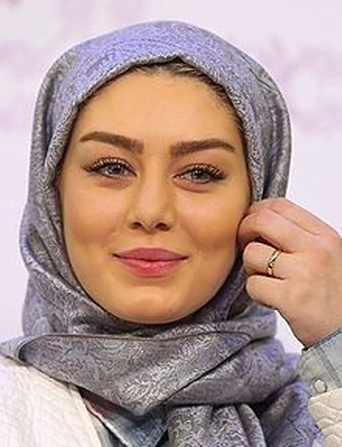 Sahar Ghoreishi at 34th Fajr (cropped).jpg