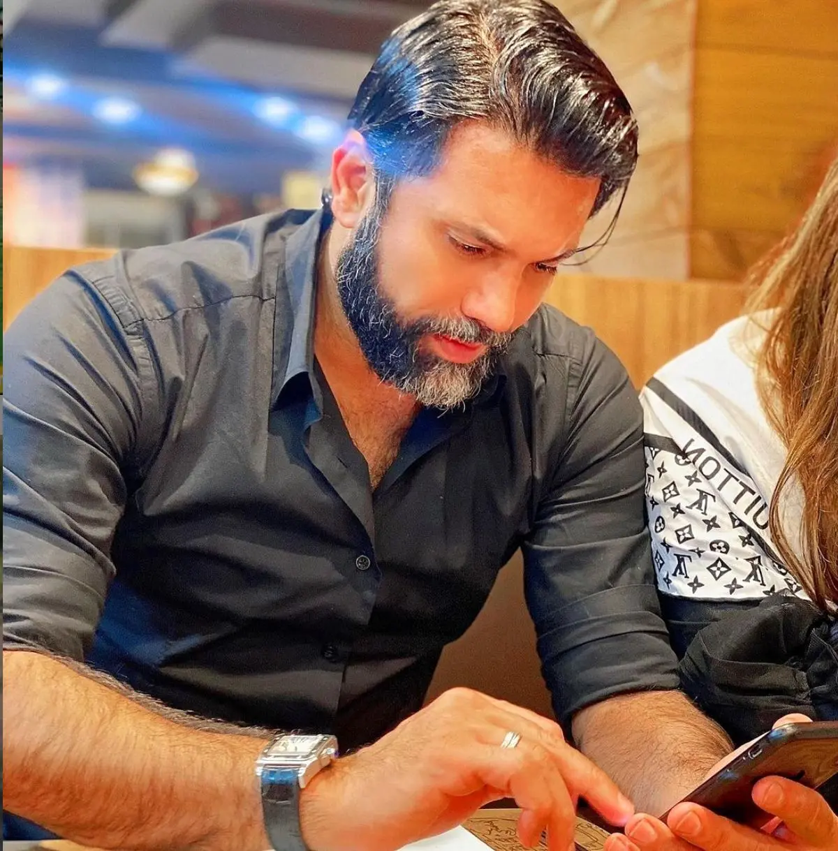 علیرضا+واحدی+نیکبخت
