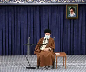 رهبر انقلاب: اگر حج نباشد امت اسلامی فرو خواهد پاشید