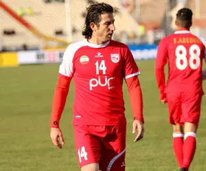 آندرانیک تیموریان به تراکتور بر می‌گردد؟