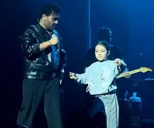 آواز شاد؛ رقص قشنگ دلیار دختر اردبیلی روی استیج میثم ابراهیمی که اعتماد به نفسش خداس