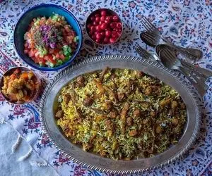 طرز تهیه کلم پلو شیرازی با کوفته قلقلی غذایی که خیلی ها دوست ندارند!