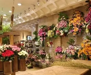 قیمت گل روز مادر نجومی شد؛ یه دسته گل 23 میلیون!