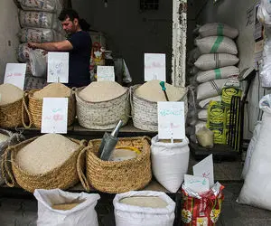 افزایش سرسام آور قیمت کالاهای اساسی؛ برنج نیم دانه رکورد زد