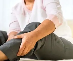 درمان پا درد ترک اعتیاد؛ بررسی جامع بهترین درمان‌ها