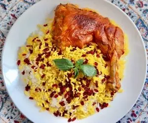 آشپزی حرفه ای؛ ترفند های خوشمزه تر شدن زرشک پلو با این روش بپزی همه دستورشو میخوان