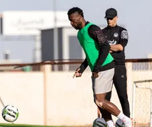 سورپرایز استقلال در بازی با گل گهر