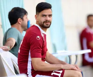 دست راست یحیی در میانه میدان پرسپولیس!