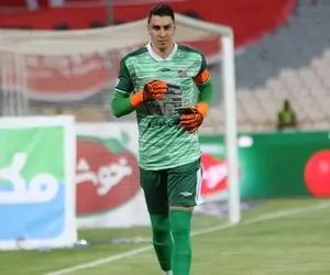 چرا پرسپولیس با دروازه بان ملی پوش به توافق نرسید!