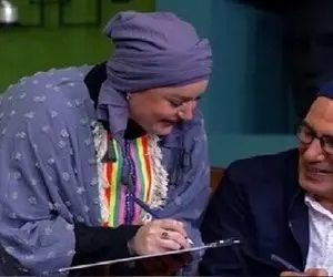 نعیمه نظام دوست حین املا نویسی تقلبم به کارش نمیاد برگه بهنام تشکرو میگیره/ ترکیدن