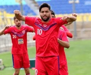 مهاجم سابق پرسپولیس مسی شد