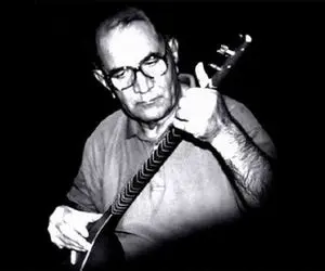 آواز بهشتی؛ استاد مسعود بختیاری انقدر این آهنگ رو روح نواز خوند که همه مست صداش شدن