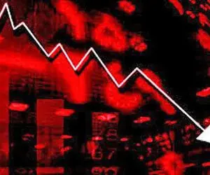 بورس در خطر سقوط؛ اقتصاد ایران در مسیر عقب‌گرد به 10 سال پیش