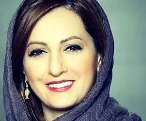 شقایق دهقان در کنار معلمش /عکس