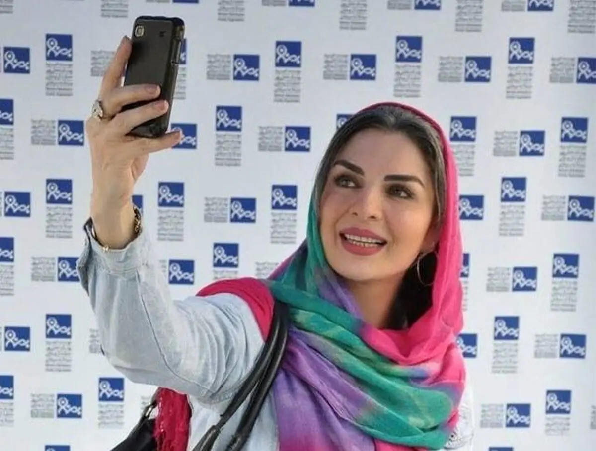 (عکس) الیزابت امینی بازیگر هتاک به شهید محسن فخری زاده کیست؟+ بیوگرافی