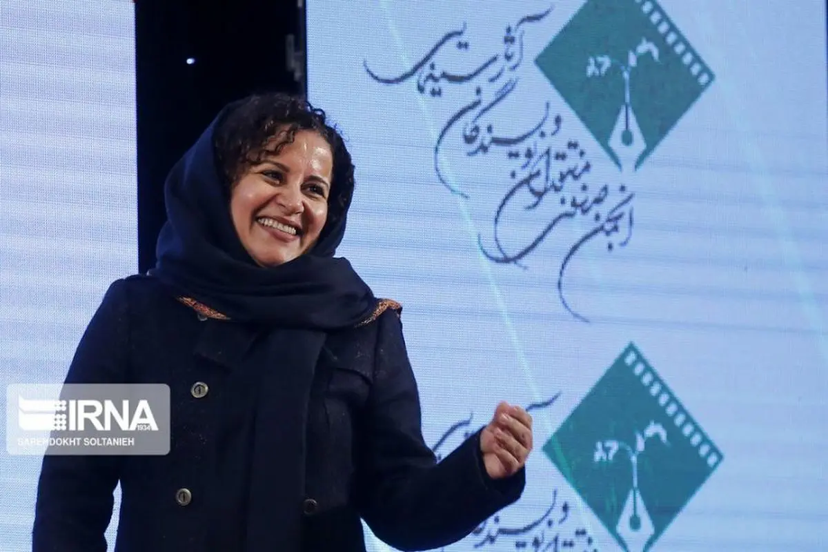 (تصاویر) حاشیه و متن جشن منتقدان سینما؛ از حرف‌های تند بهداد تا …