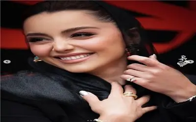 دنیای بازیگران؛ بازی رنگ و فرم نازنین بیاتی در استایل مونوکروم لاکپشت درس ظرافت داد