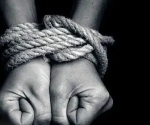 گروگانگیری دانش‌آموز ۱۴ ساله در ماجرای ناموسی پدرش