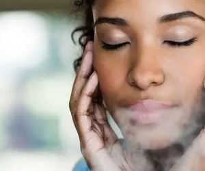 بخور میانبری برای سلامت و زیبایی پوست اما نه برای همه؛ آیا بخور برای شما خوب است؟