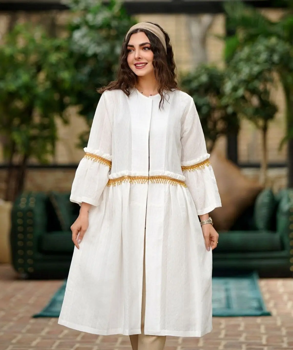 مانتو سفید