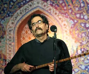 آواز ماندگار؛ آوازخوانی شهرام ناظری در محفل خصوصی تولد استاد محمد رضا شجریان