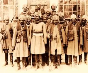 سوار ماشین زمان بشوید؛ قدم زدن در قورخانه جذاب قاجاری ها