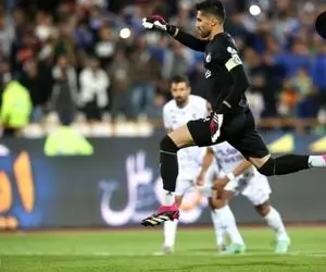 حسینی پنالتی زن اول استقلالی ها در دربی؟