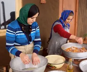 آشپزی در طبیعت؛ صفر تا صد پخت مرغ پرتقالی دخترای باسلیقه تو طبیعت باصفا چی طبخ کردن