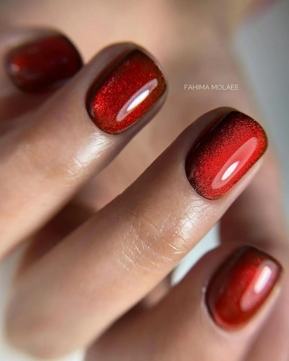 طراحی لاک قرمز