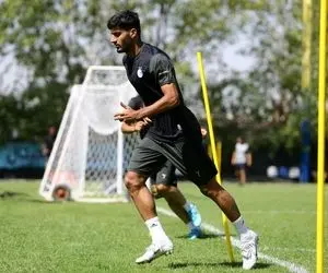 درخواست نکونام از محمد محبی برای استقلالی ماندن