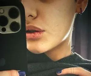 عکس زشت پارسا؛ ریحانه در منجلاب فساد و فحشا!