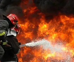 علت آتش‌سوزی در پارکینگ مجتمع ۶۰ واحدی در تهران چه بود؟