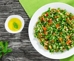 طرز تهیه یک غذای لذیذ و ساده برای گیاه خواران