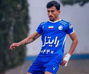 حردانی به خاطر اینکه قراردادش کمتر از زکی پور قهر کرد؟