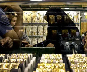 کاهش قیمت سکه در بازار ، قیمت طلا امروز دوشنبه 27 بهمن 99