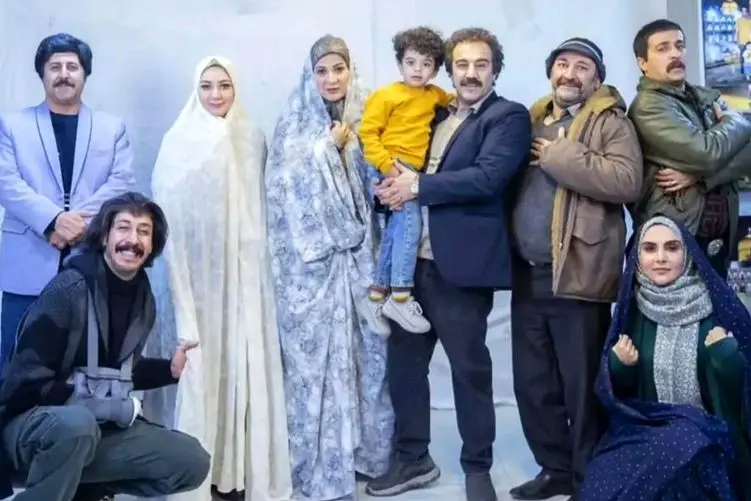 آواز هنرمندانه؛ رقص متحدانه خانواده نقی پایتخت که میزو میکشن کنار همه میان وسط