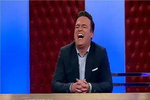 سکانس خندان/حاج آقا با مخلصم موهای حامد آهنگی رو سفید کرد/از آهنگ شیفت کرد رو مداحی