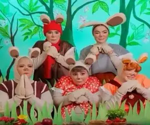 آواز شاد؛ مرجانه گلچین و بازیگرای زن موش شدن مدرسه موش ها میخونن
