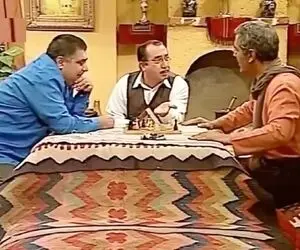 خندوانه درهم؛ وقتی شیرفرهاد تو شبهای برره استاد بزرگ شطرنج میشه قواعد تولید میکنه