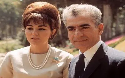 سفر به ایام قدیم سال 1354؛ هدایا خاص و عجیب از سران خارجی به فرح خیانتکار و البسه خاص