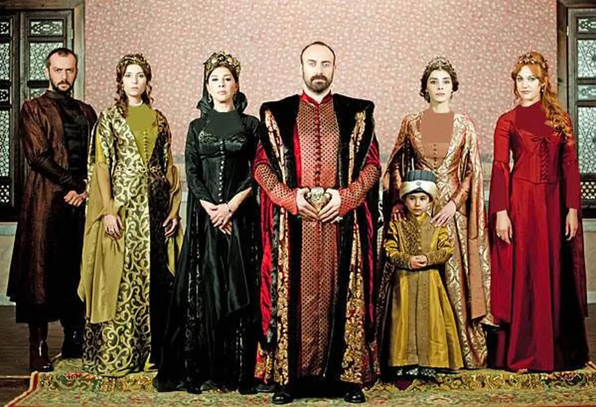 مریم اوزرلی