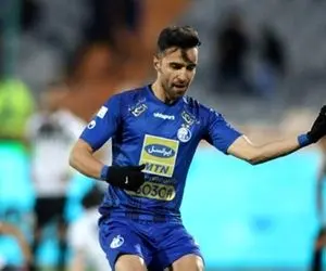 گیتاریست استقلال رفتنی است؟