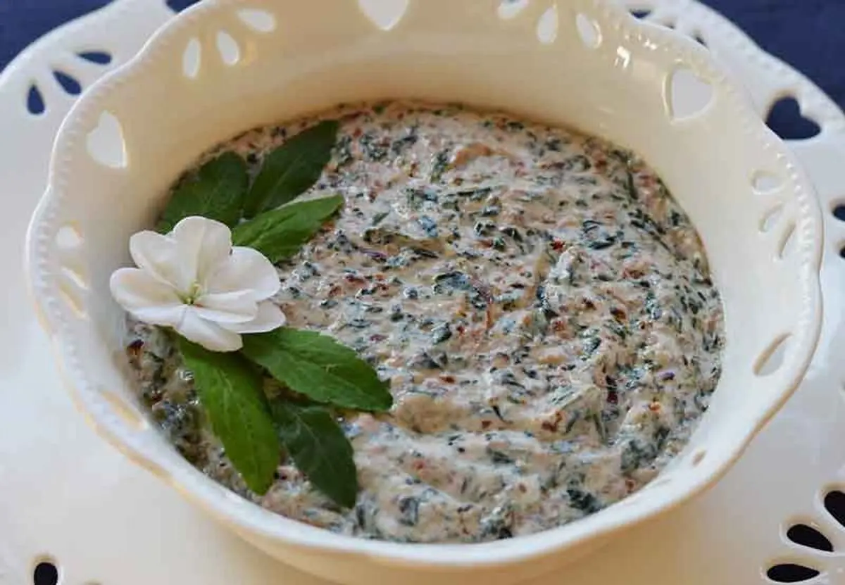 طرز-تهیه-بورانی-اسفناج