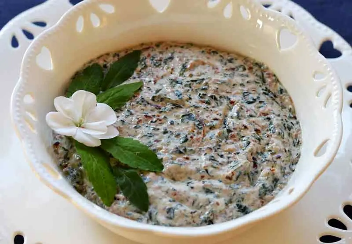 طرز-تهیه-بورانی-اسفناج