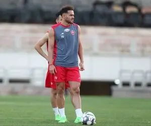 اتمام حجت اورونوف با مسئولان پرسپولیس در مورد تمدید قرارداد