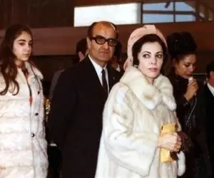 سفر به ایام قدیم سال 1326؛ کاخ مروارید منزل شمس خواهرشوهر فرح پهلوی در کرج رو به موتِ